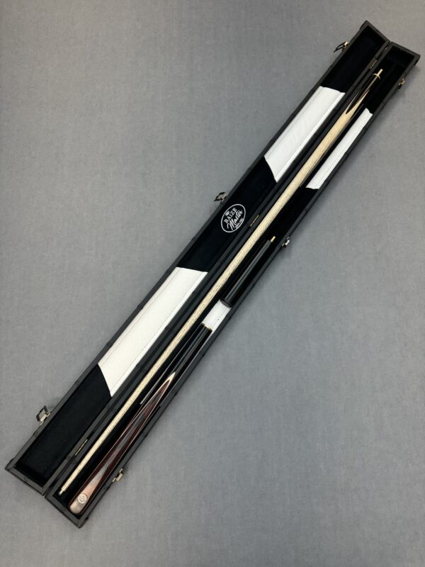 Taylor Made Crushed Dark Red 3/4 Jointed Ash Pool Cue And Case Set