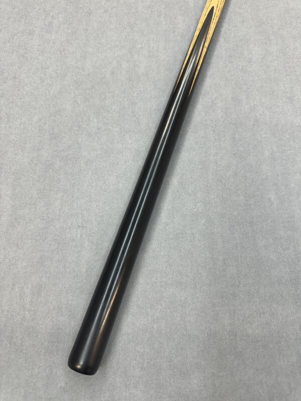 Ton Praram III pool snooker cue