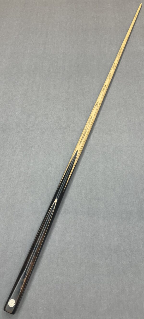 Ton Praram III pool snooker cue