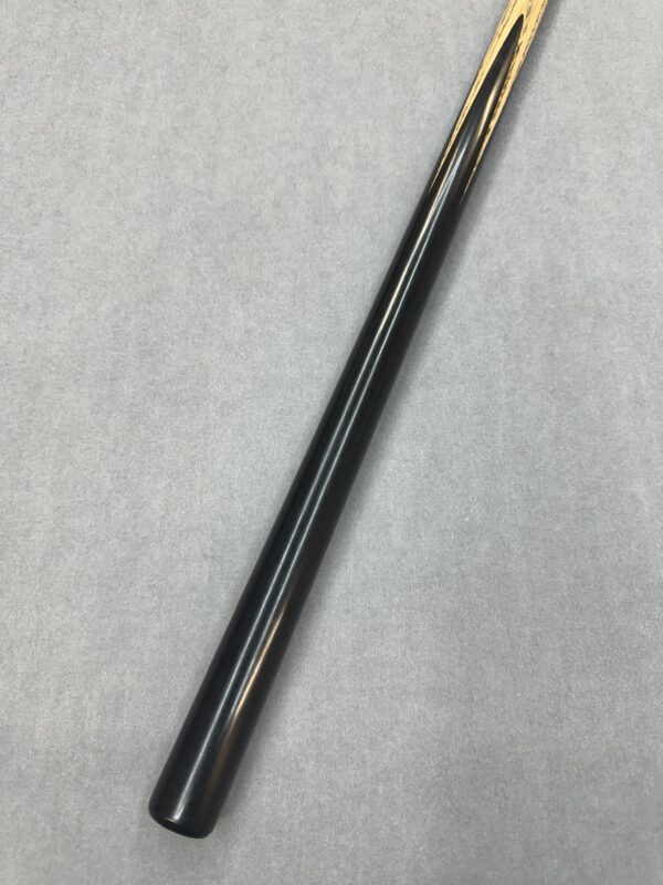 Ton Praram III pool snooker cue