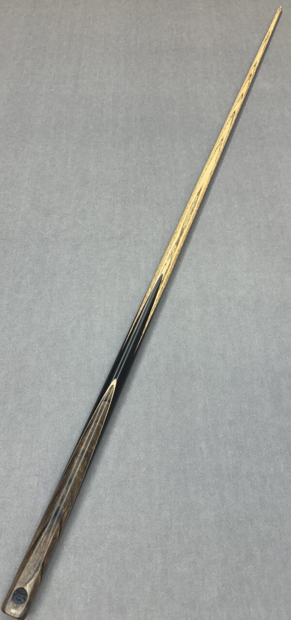 Ton Praram III pool snooker cue