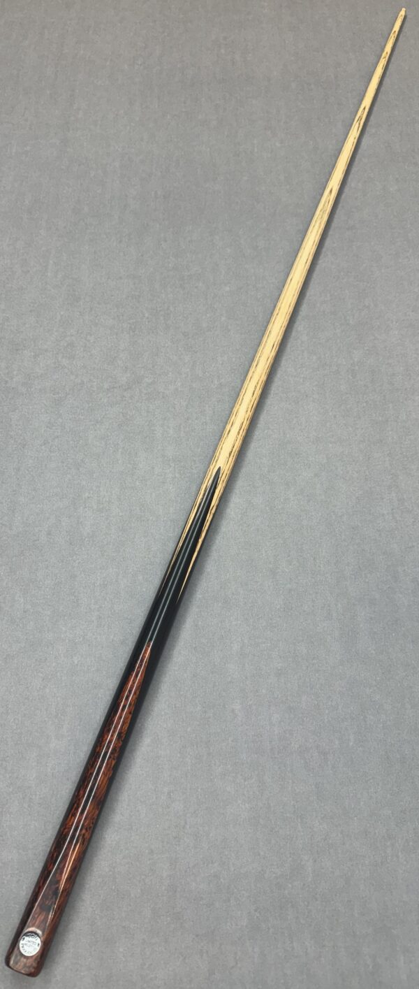 Ton Praram III pool snooker cue