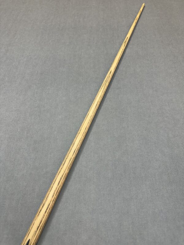 Ton Praram III pool snooker cue