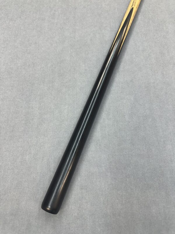 Ton Praram III pool snooker cue