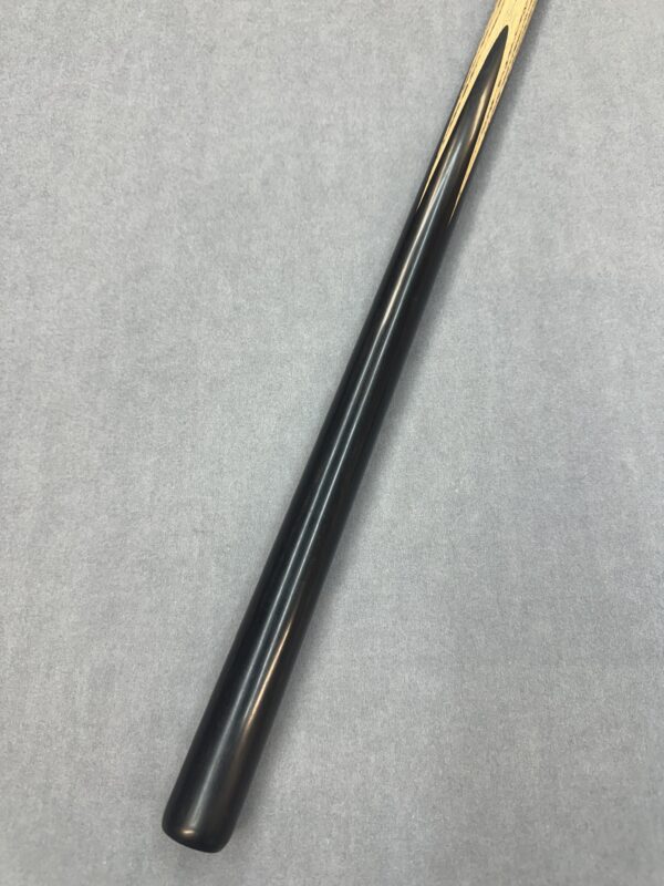 Ton Praram III pool snooker cue